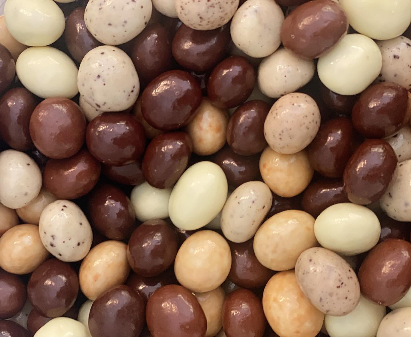 Assorted Chocolate-Covered Espresso Beans image 0